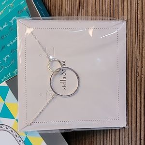 Stella & Dot Eternity Necklace NIB